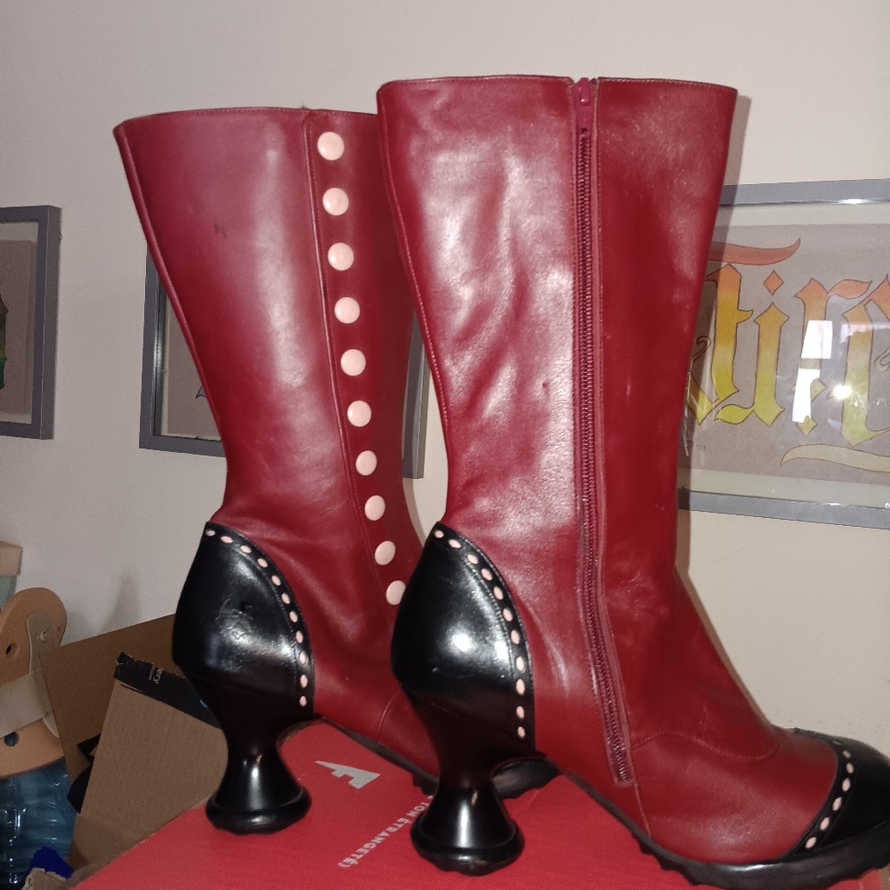 Fluevogs! 8.5 Nwob - Picture 5 of 7
